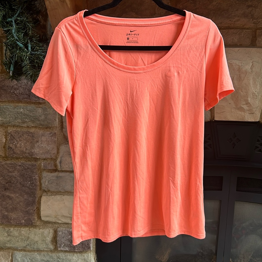 Nike T-shirt